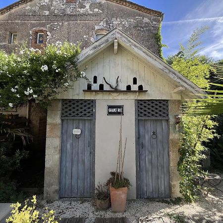 Chambre Paisible Dans Une Ancienne Batisse Renovee Issigeac Zewnętrze zdjęcie